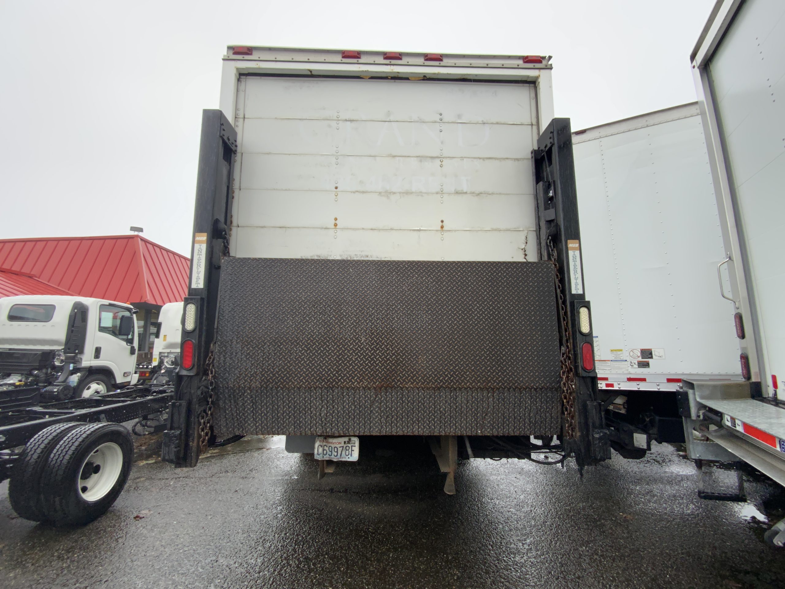 2008 HINO 268 - image 5 of 6