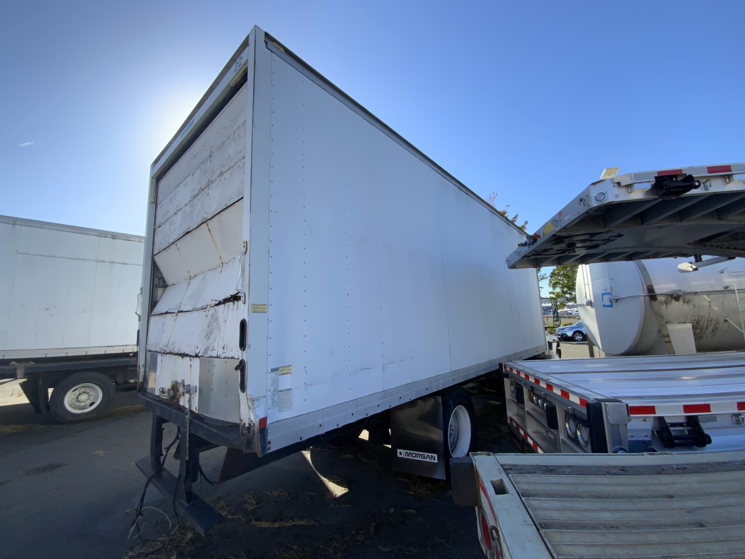 2005 INTERNATIONAL DURASTAR 4300 - image 6 of 6