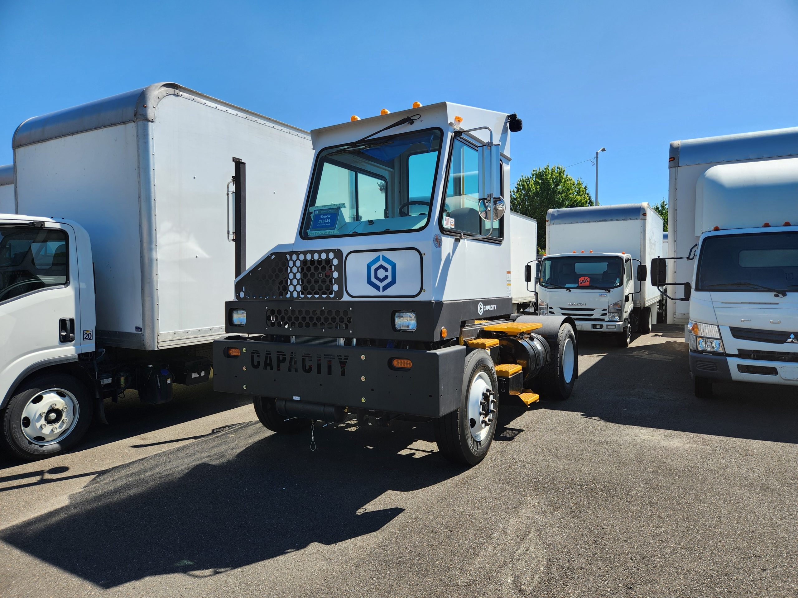 2024 CAPACITY TJ5000 - image 1 of 6