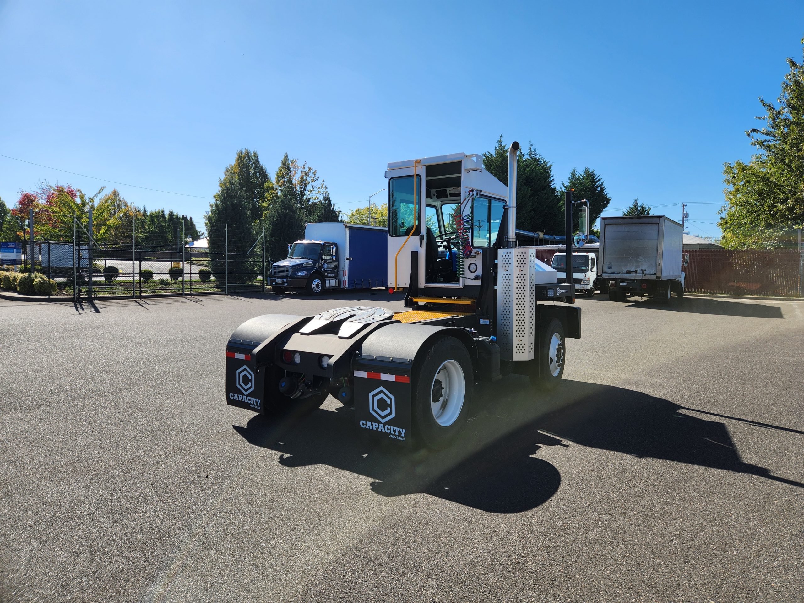 2024 CAPACITY TJ5000 - image 6 of 6