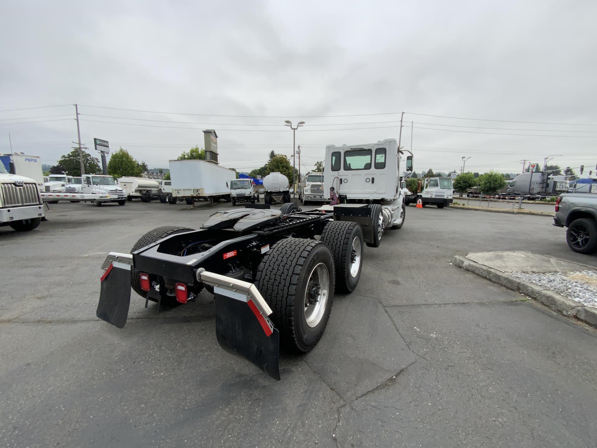 2025 WESTERN STAR 49X - image 6 of 6