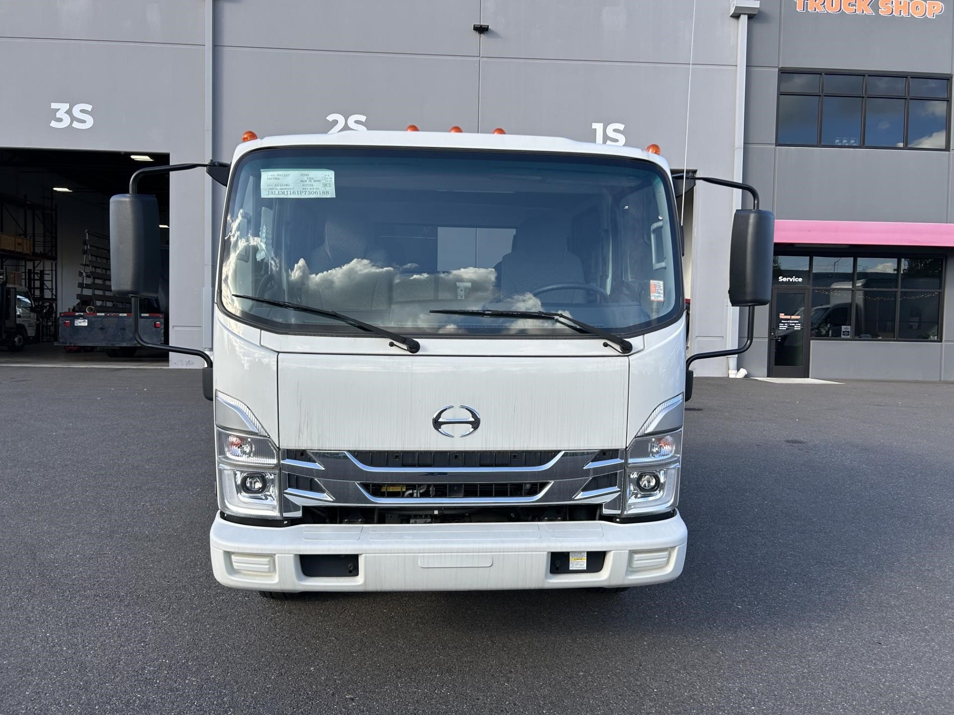 2023 HINO S5 - image 2 of 6
