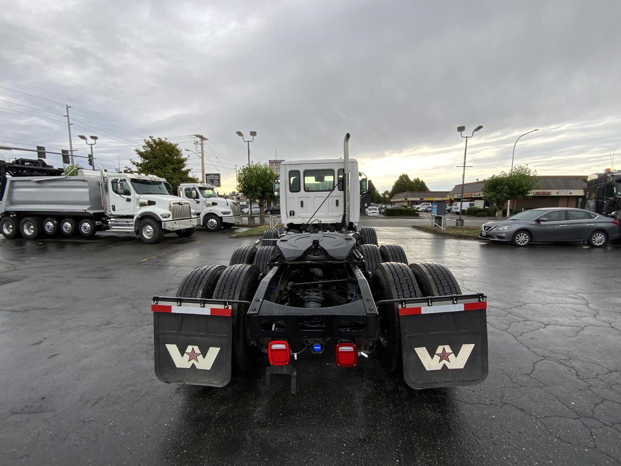 2025 WESTERN STAR 57X 2025 WESTERN STAR 57X - image 5 of 6