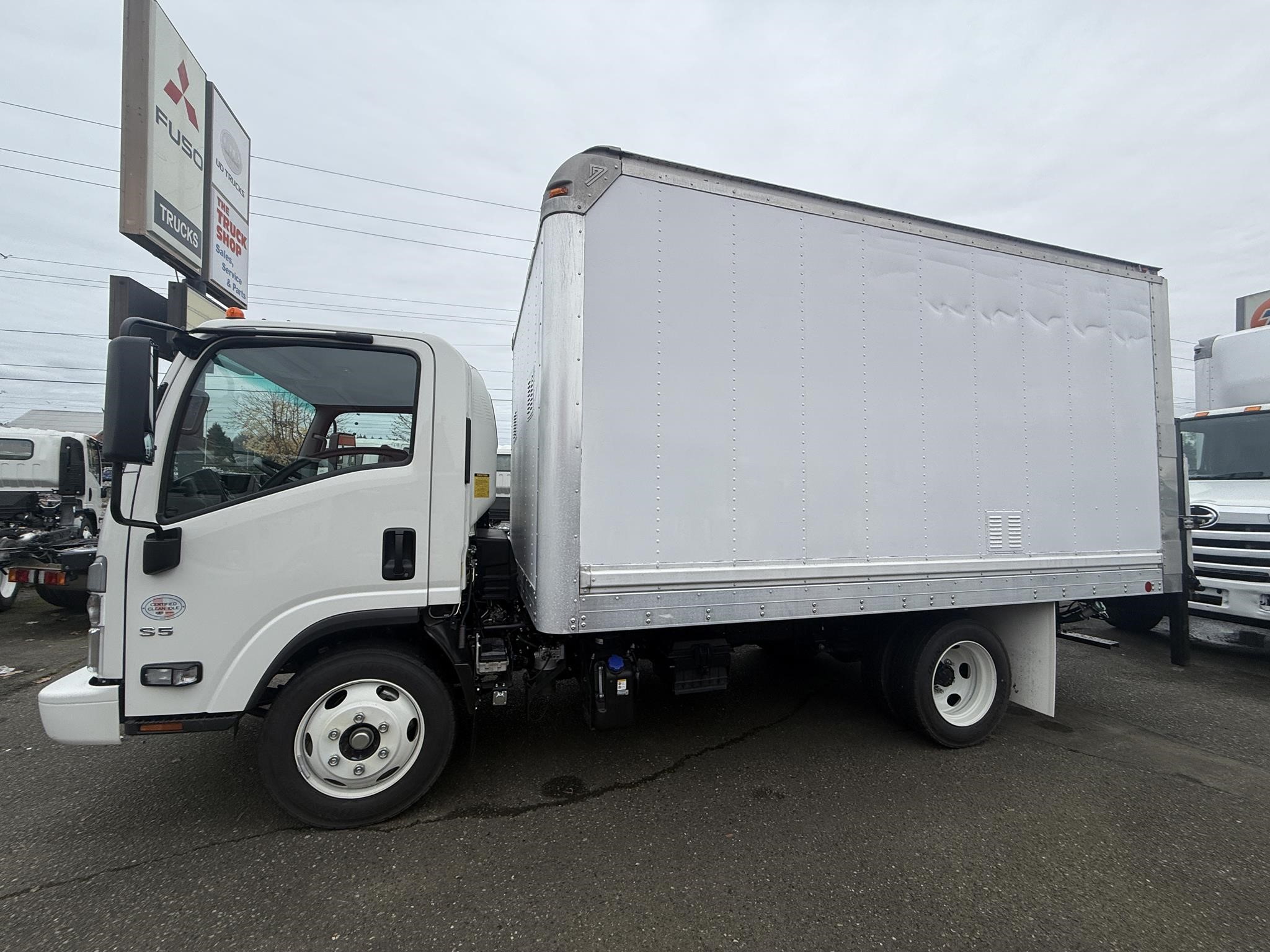 2024 HINO S5 - image 5 of 6