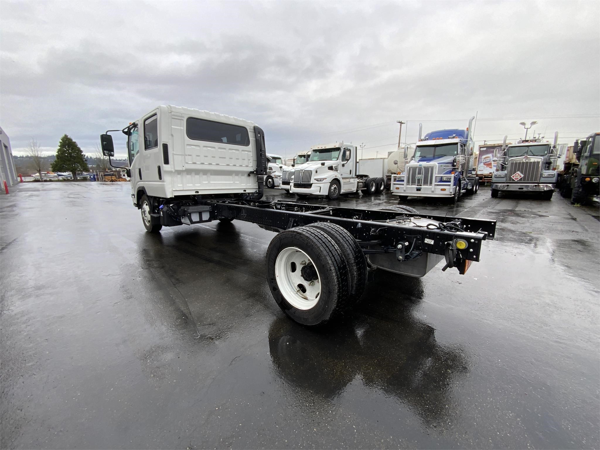 2023 HINO S5 - image 3 of 6