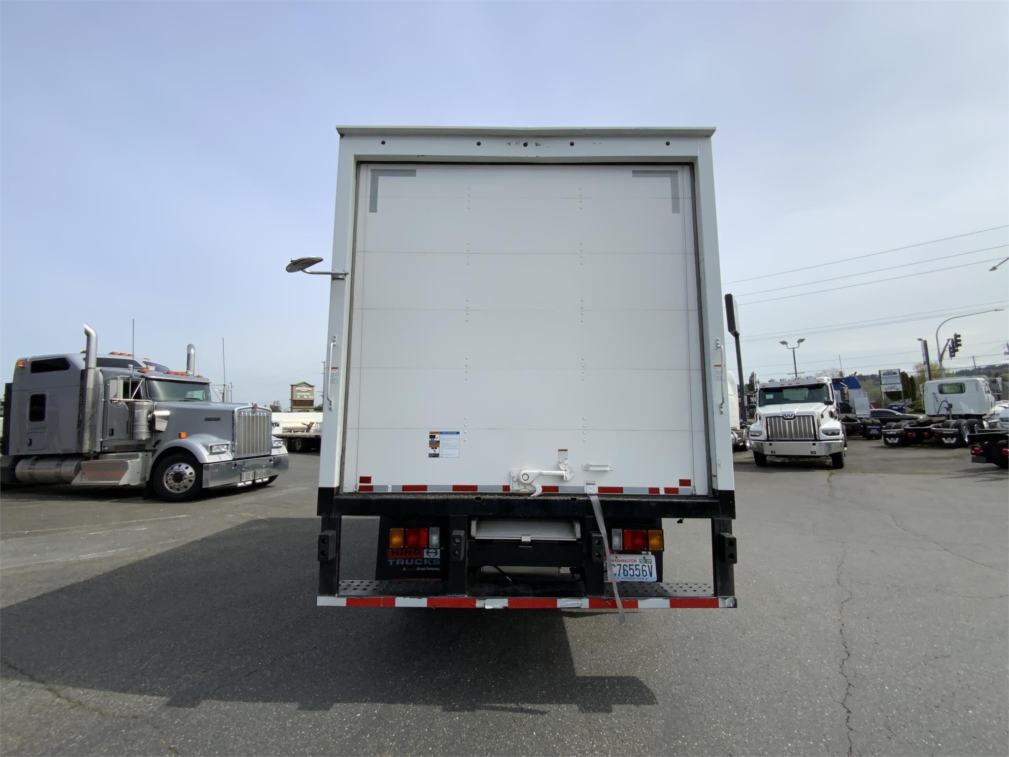 2023 HINO S5 - image 4 of 6