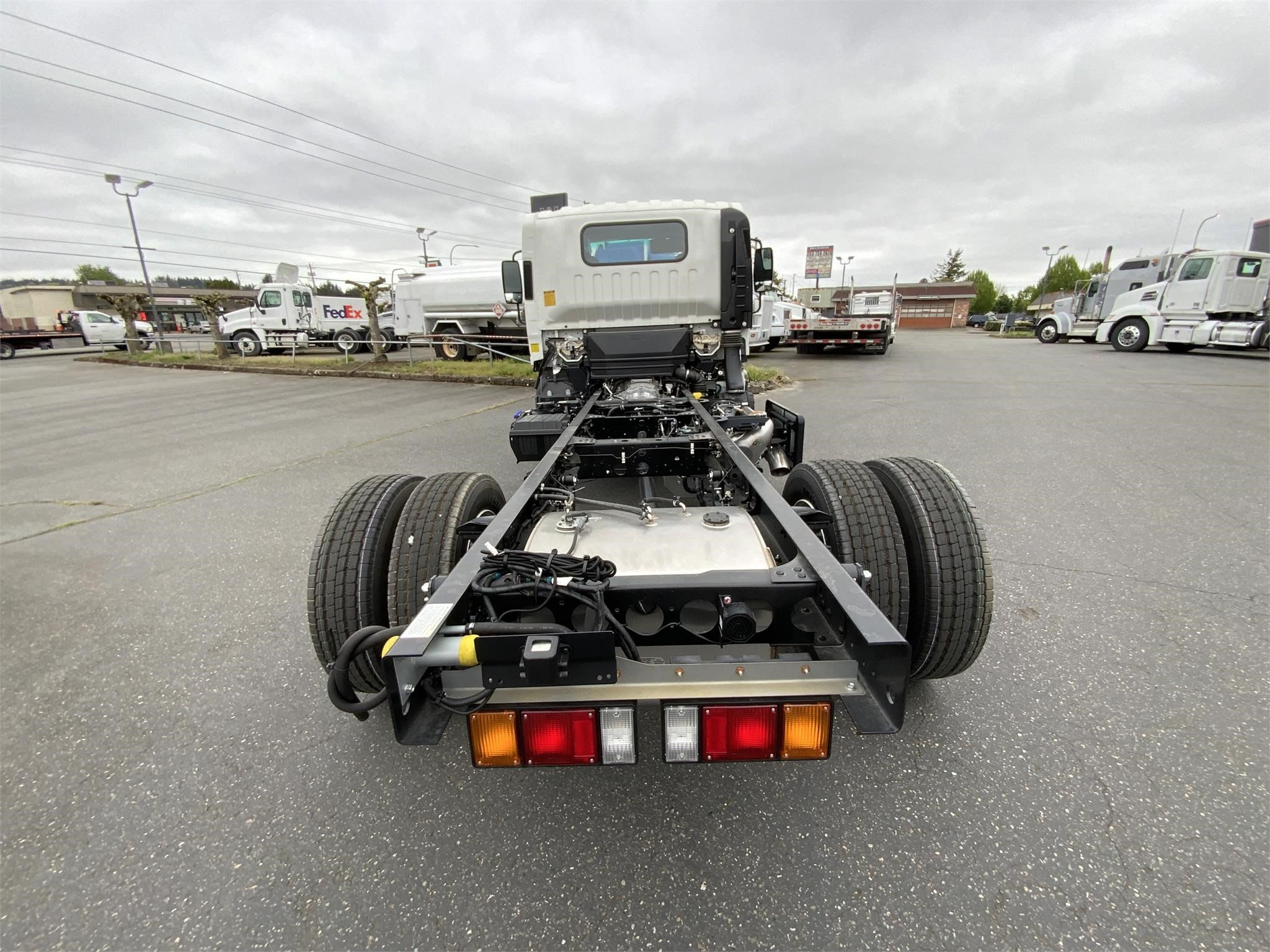 2024 HINO S5 - image 4 of 6