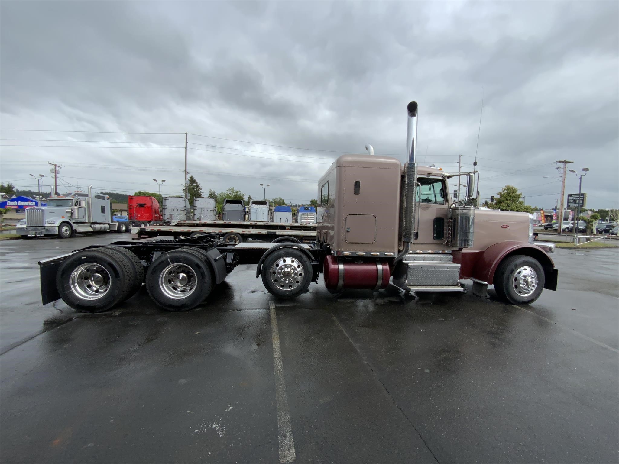 2014 PETERBILT 389 - image 6 of 6