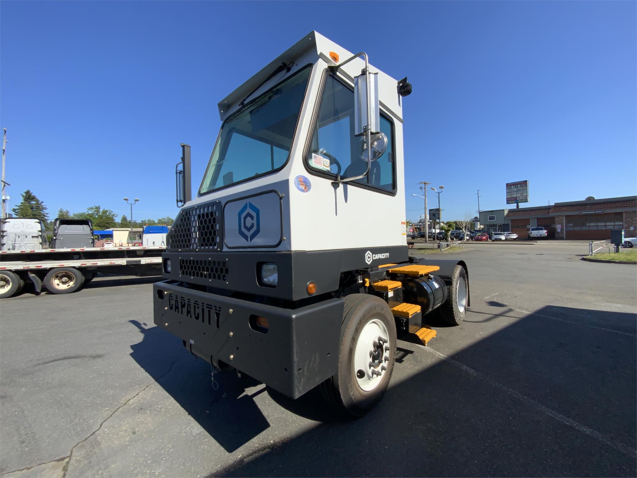 2024 CAPACITY TJ5000 2024 CAPACITY TJ5000 - image 1 of 6