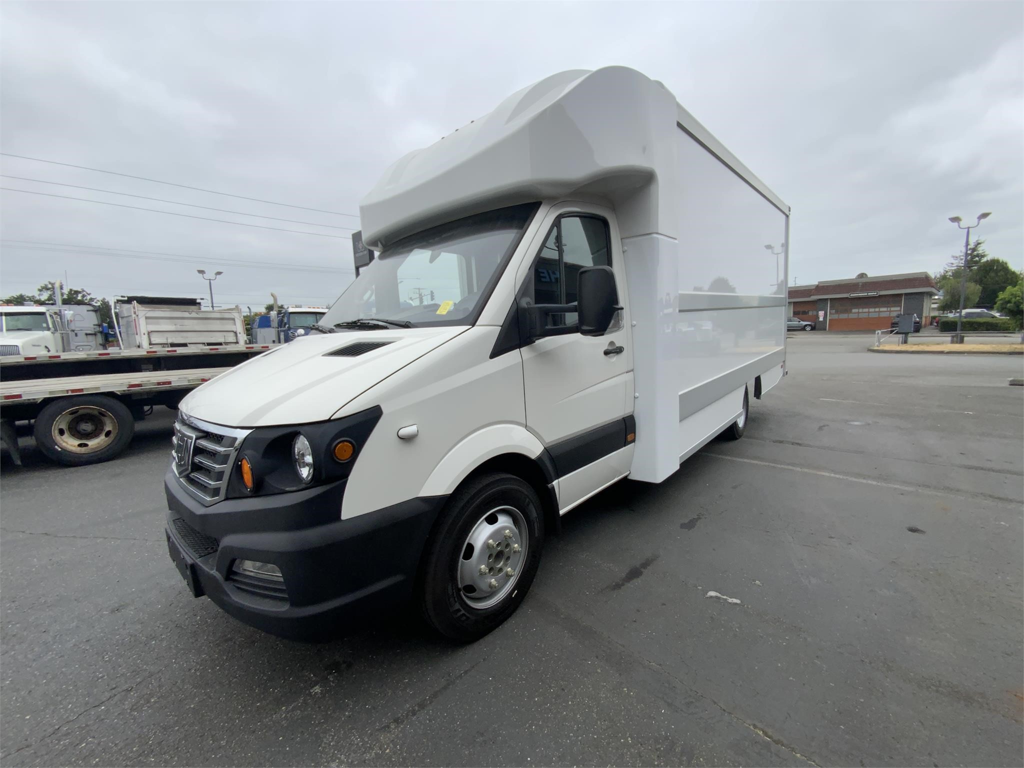 2022 WORKHORSE W750 - image 1 of 6