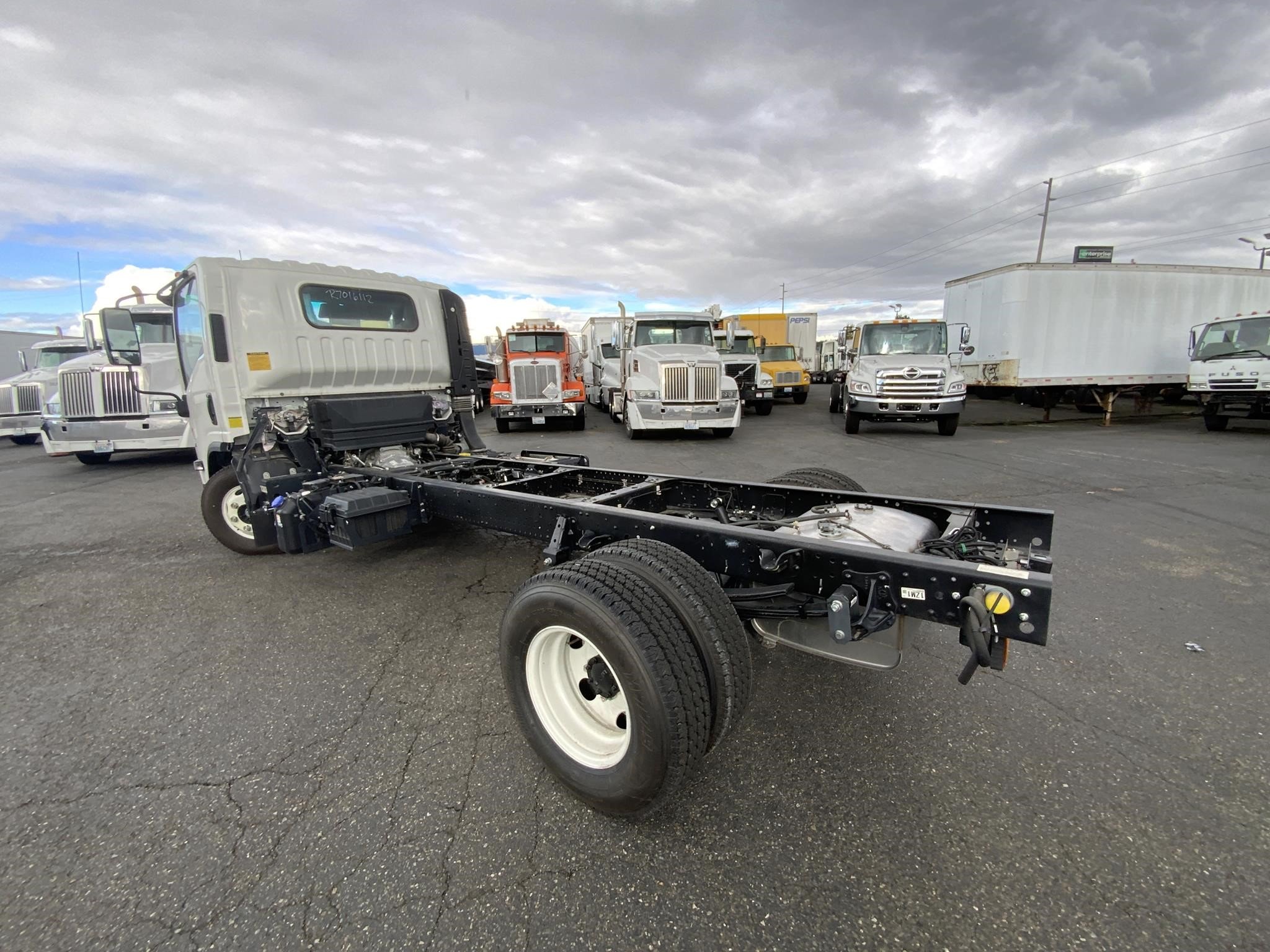 2024 HINO S5 - image 3 of 6