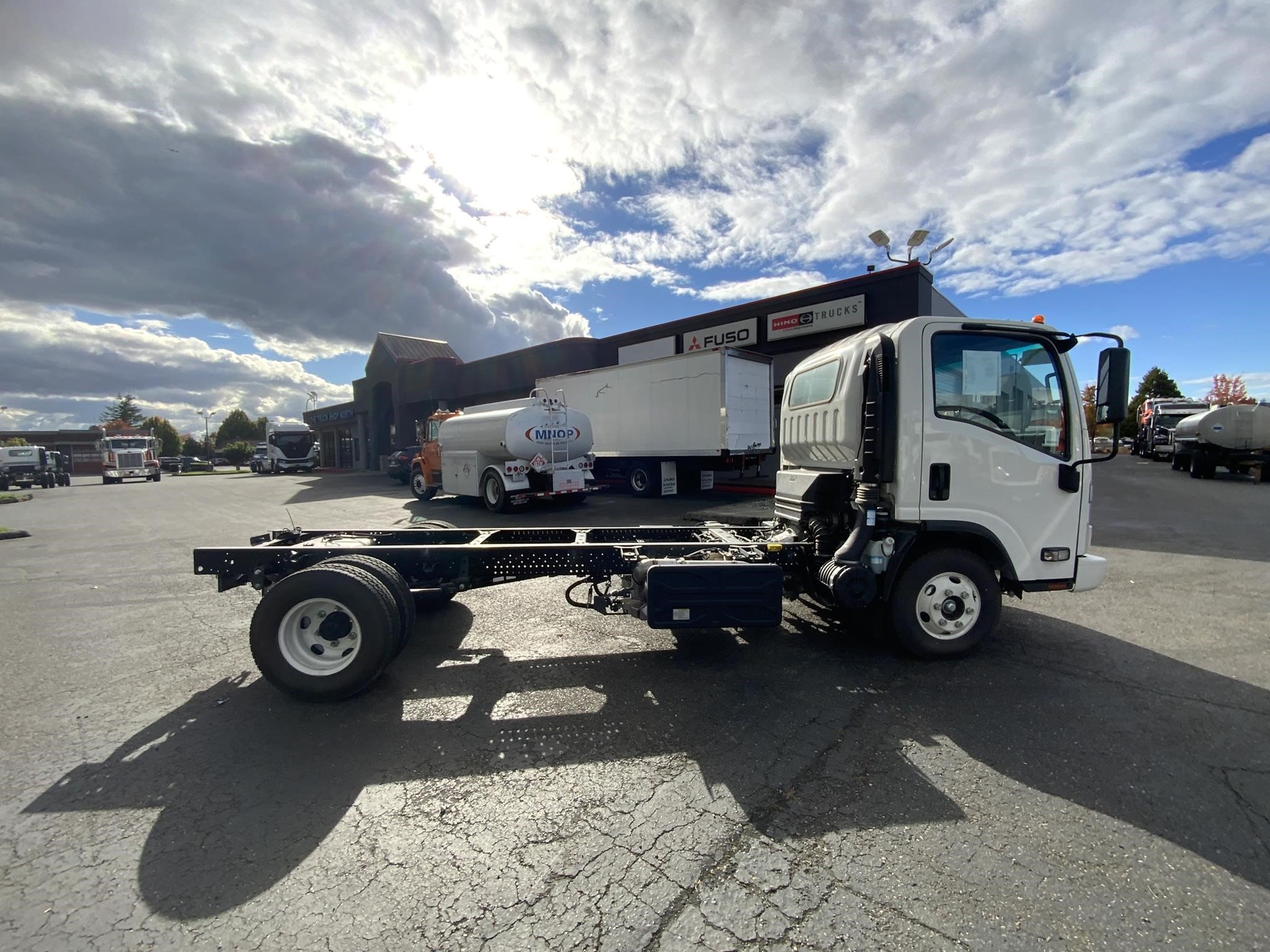 2024 HINO S4 - image 6 of 6