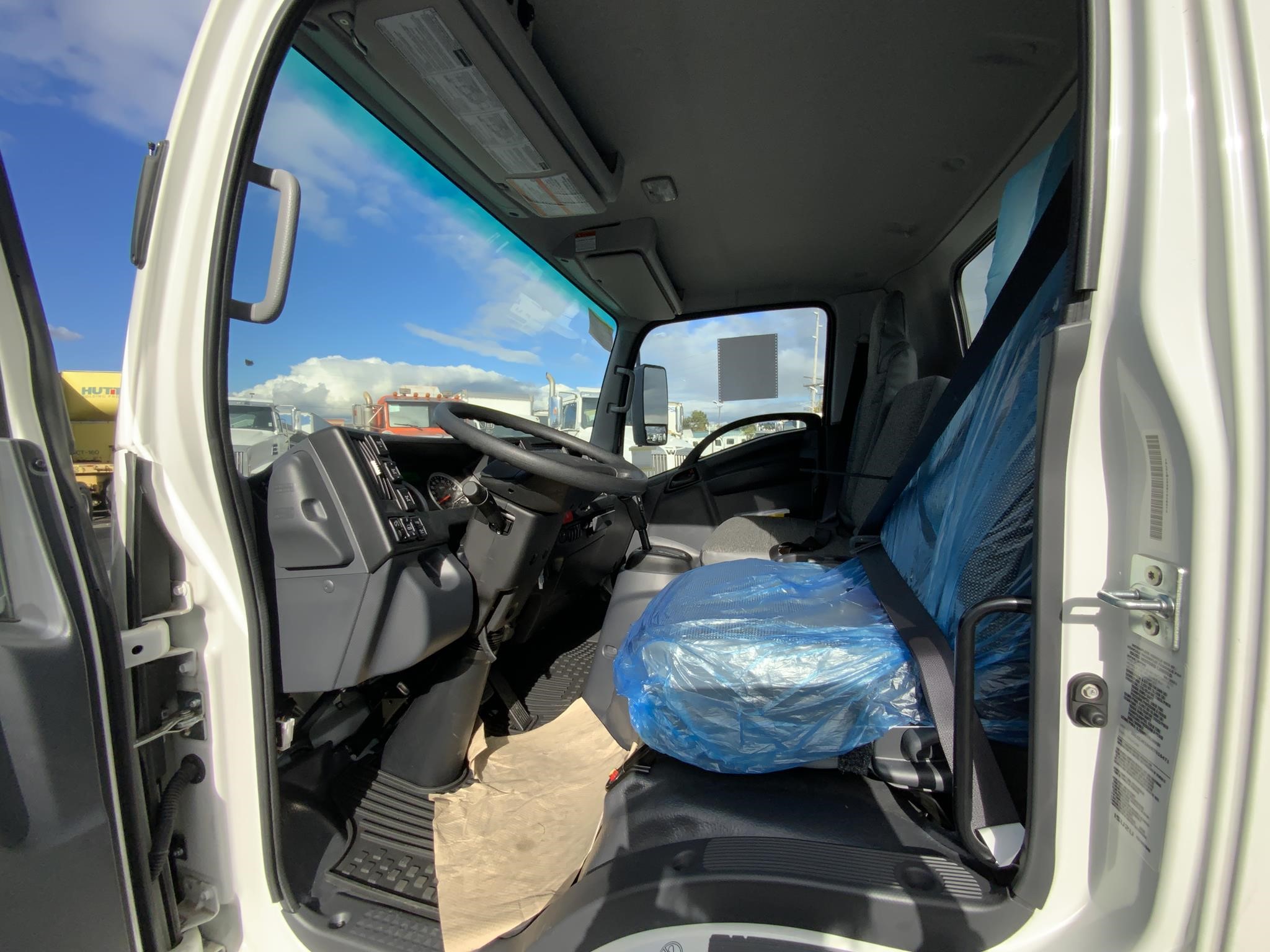 2024 HINO S4 2024 HINO S4 - image 3 of 6