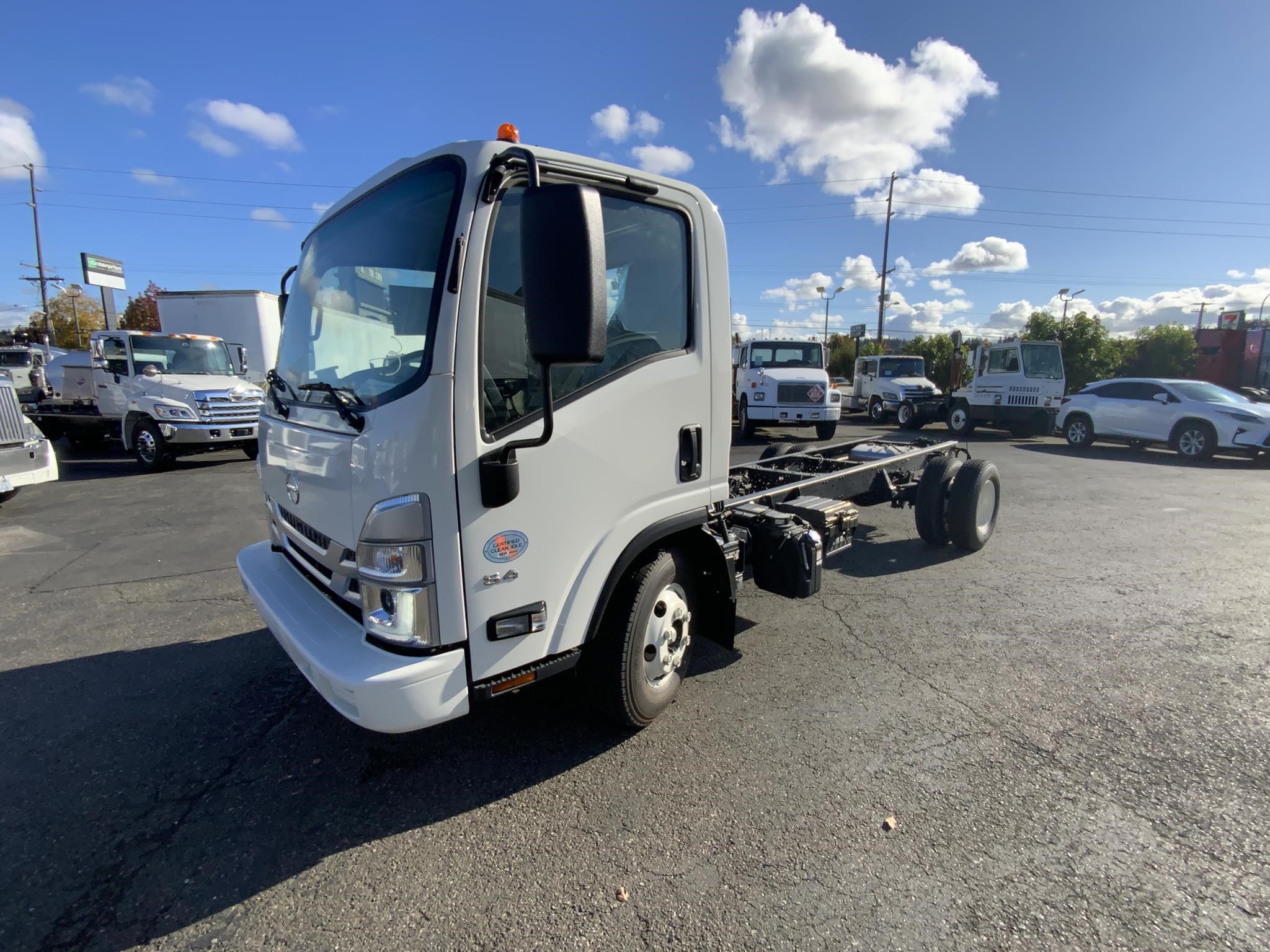 2024 HINO S4 - image 1 of 6