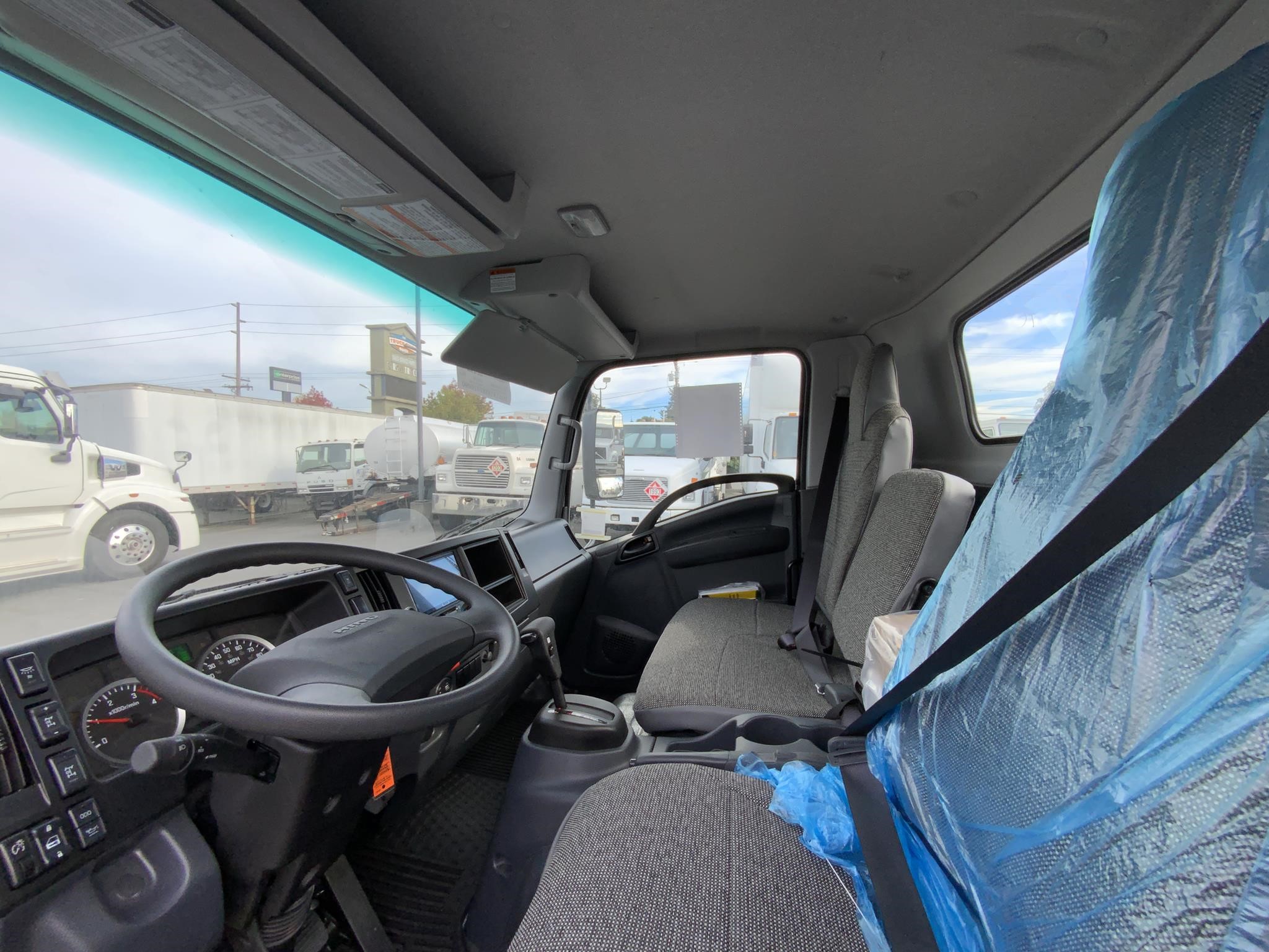 2024 HINO S4 - image 6 of 6