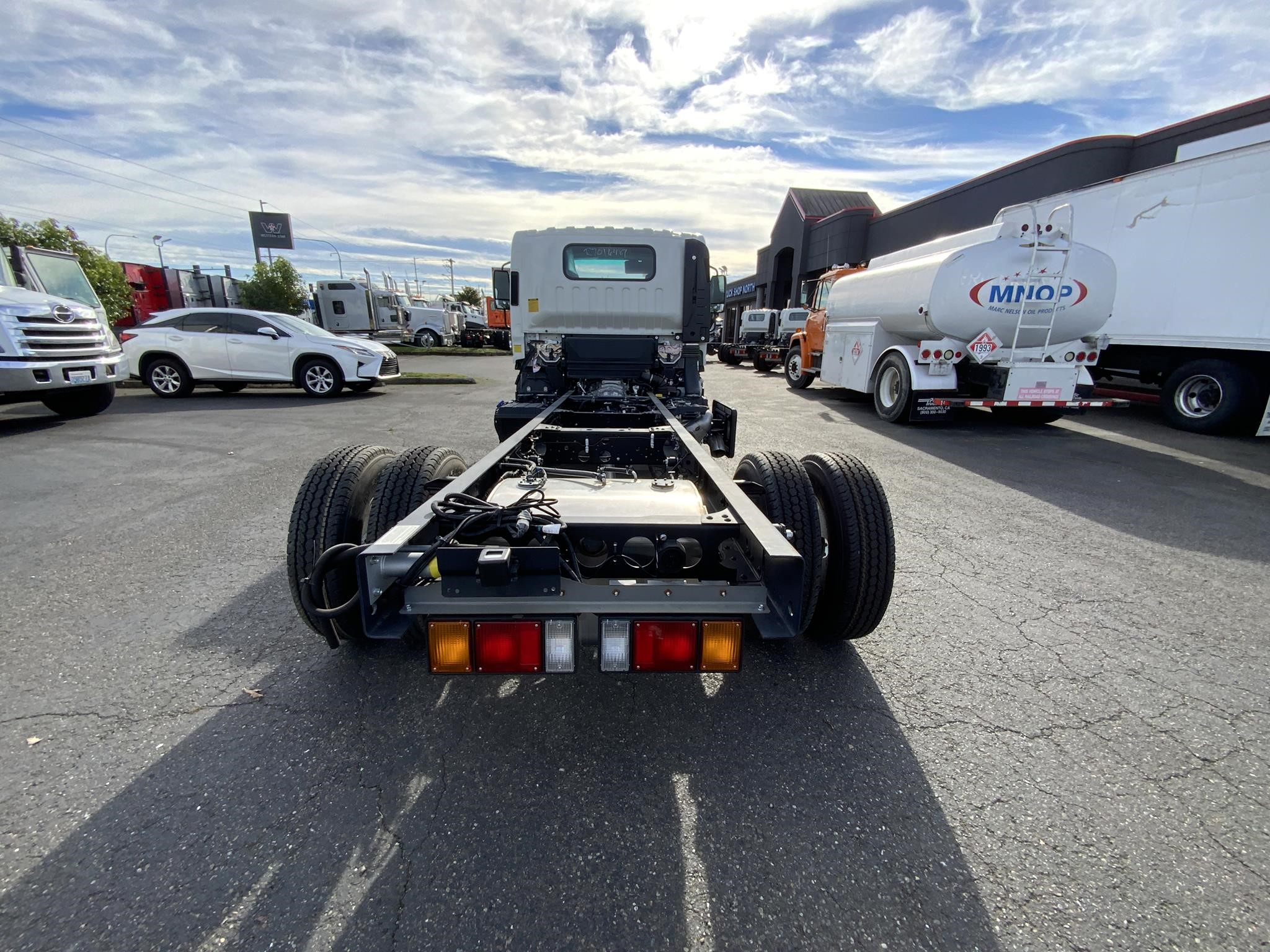 2024 HINO S4 2024 HINO S4 - image 4 of 6