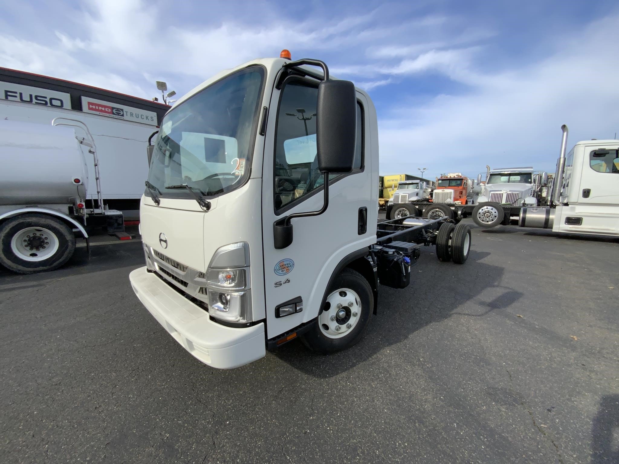2024 HINO S4 2024 HINO S4 - image 1 of 6