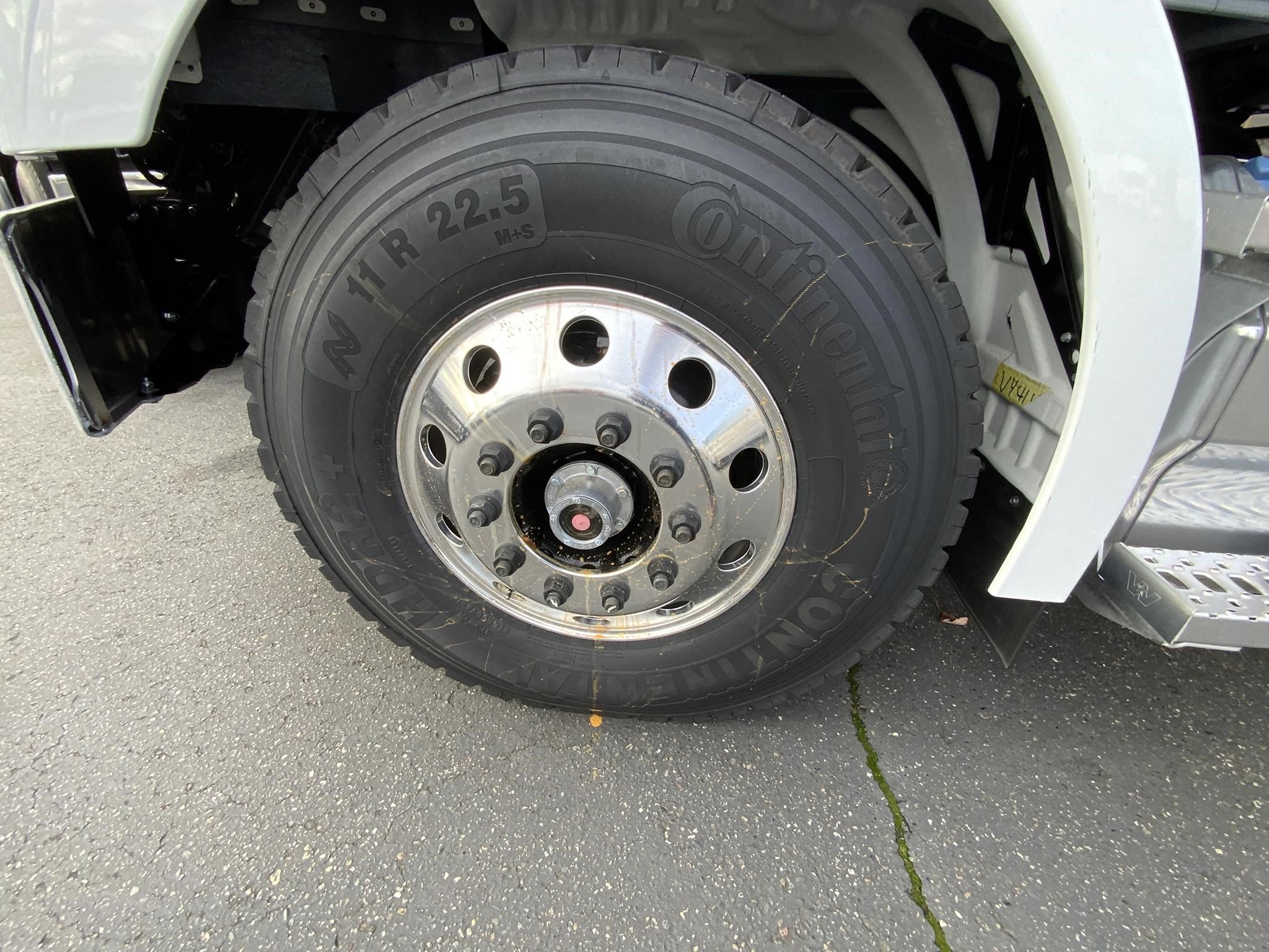 2025 WESTERN STAR 47X - image 5 of 6