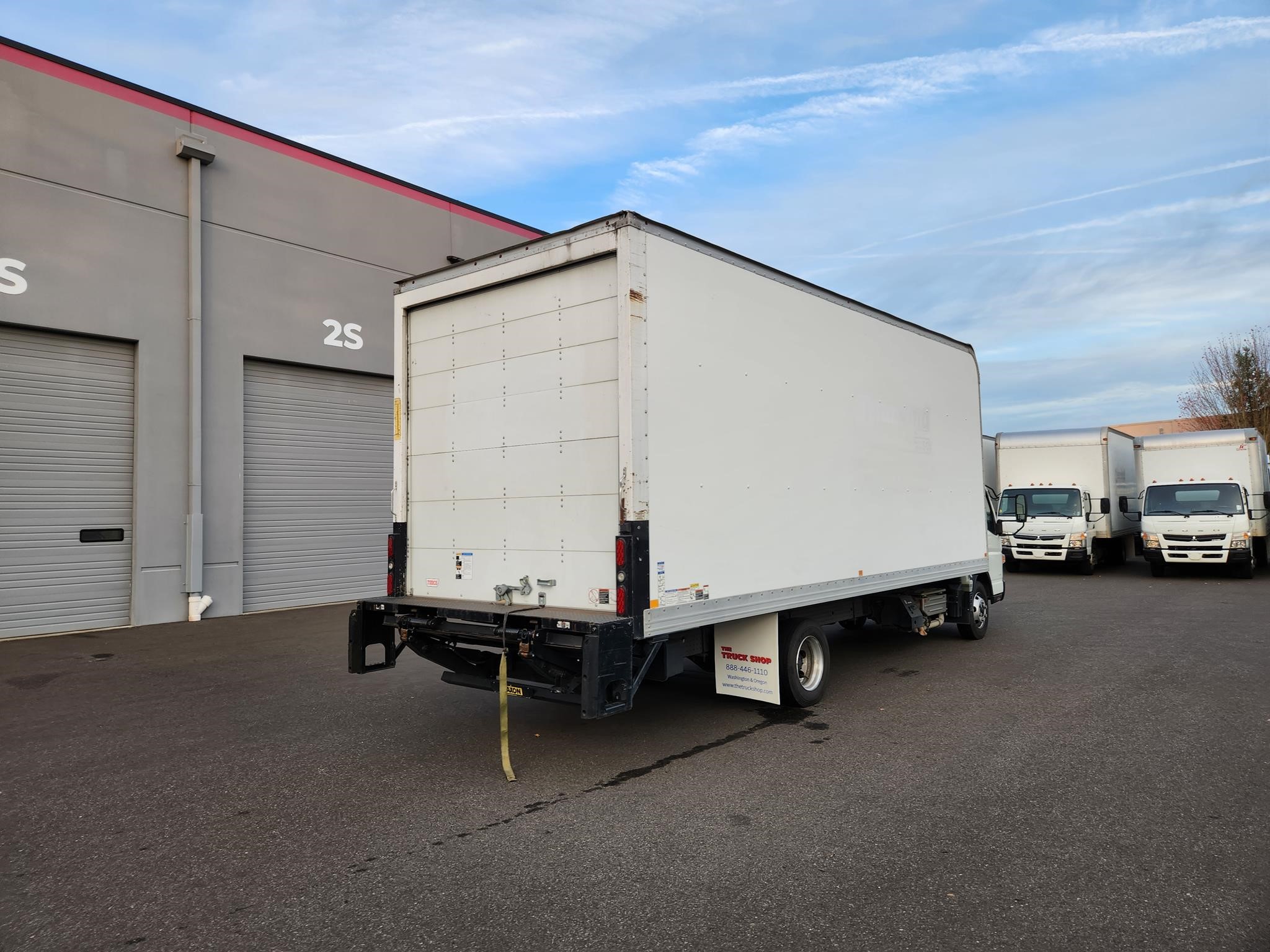 2017 MITSUBISHI FUSO FE180 2017 MITSUBISHI FUSO FE180 - image 5 of 6