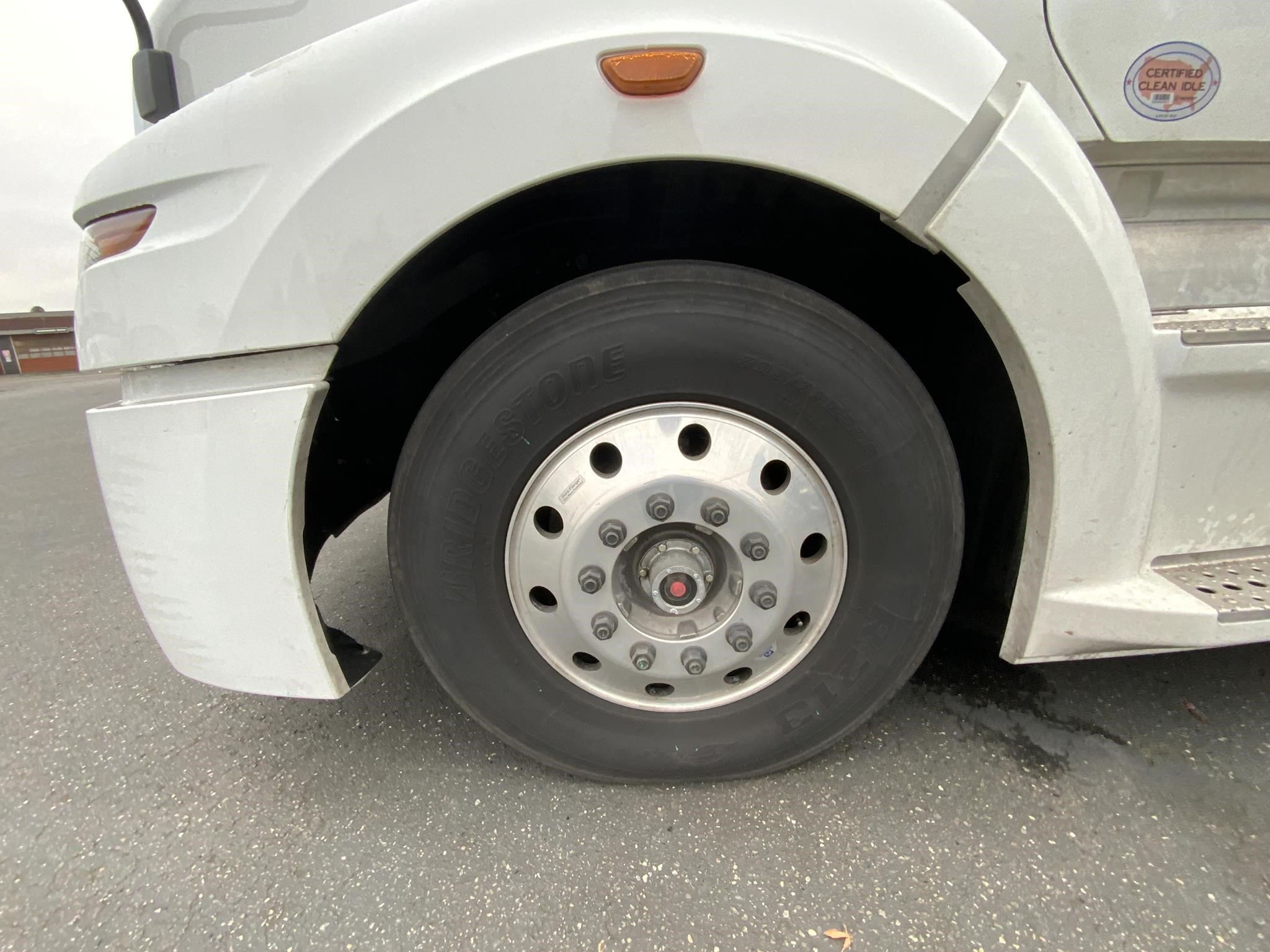 2025 WESTERN STAR 57X - image 3 of 6