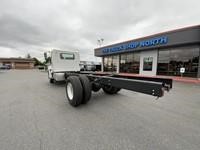 2025 HINO L6 - image 3 of 6