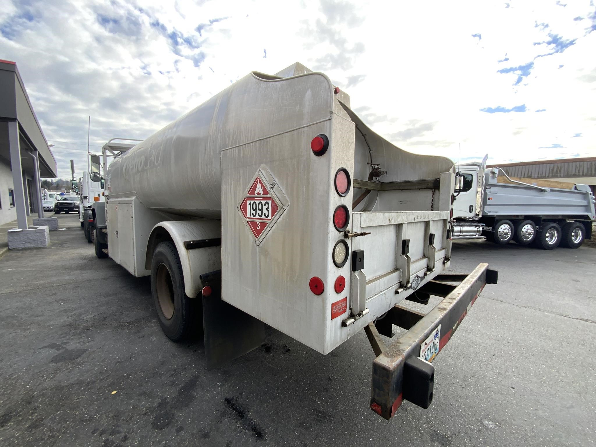 1995 FORD LN8000 - image 3 of 6