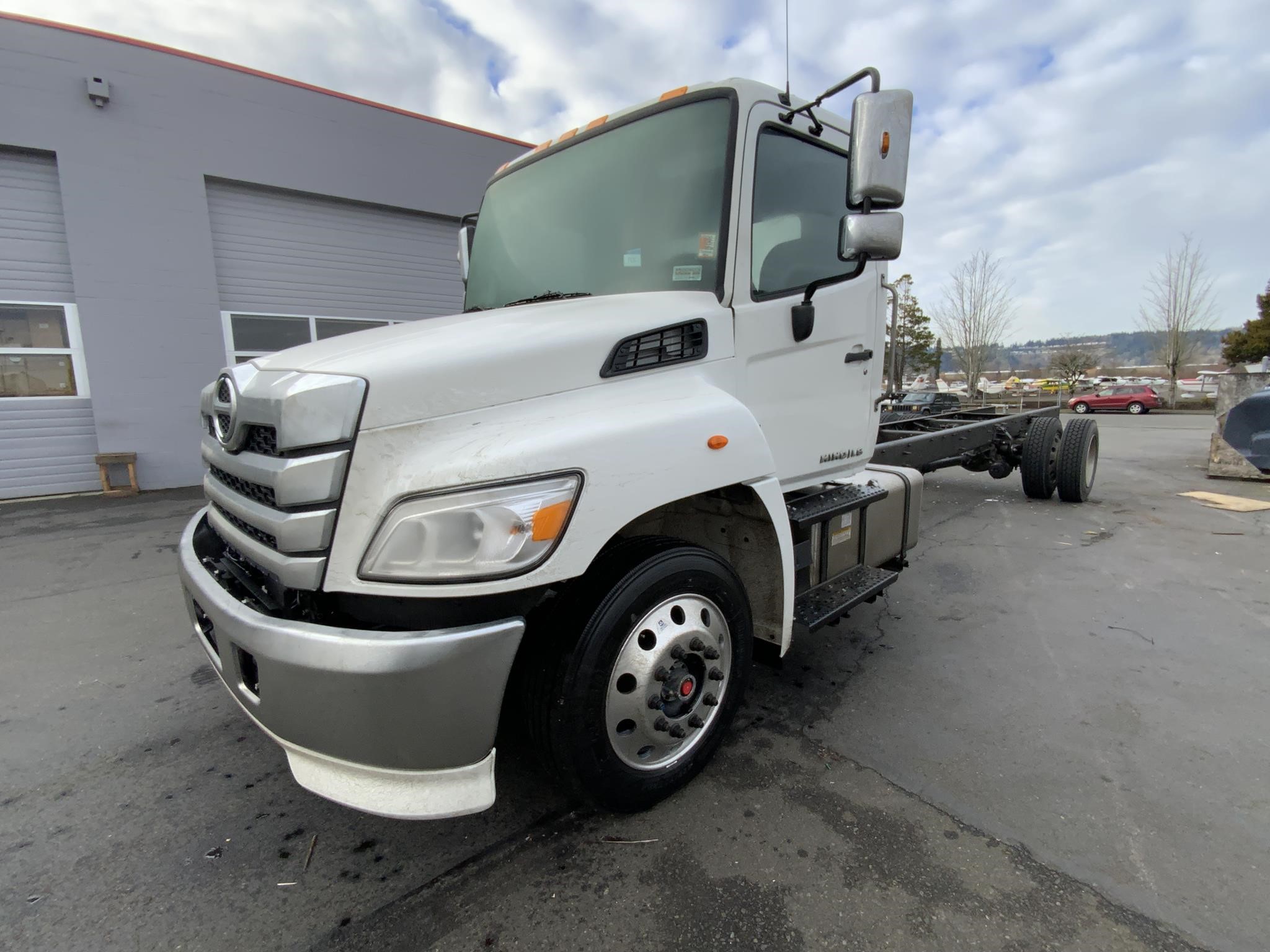 2026 HINO L6 - image 1 of 6