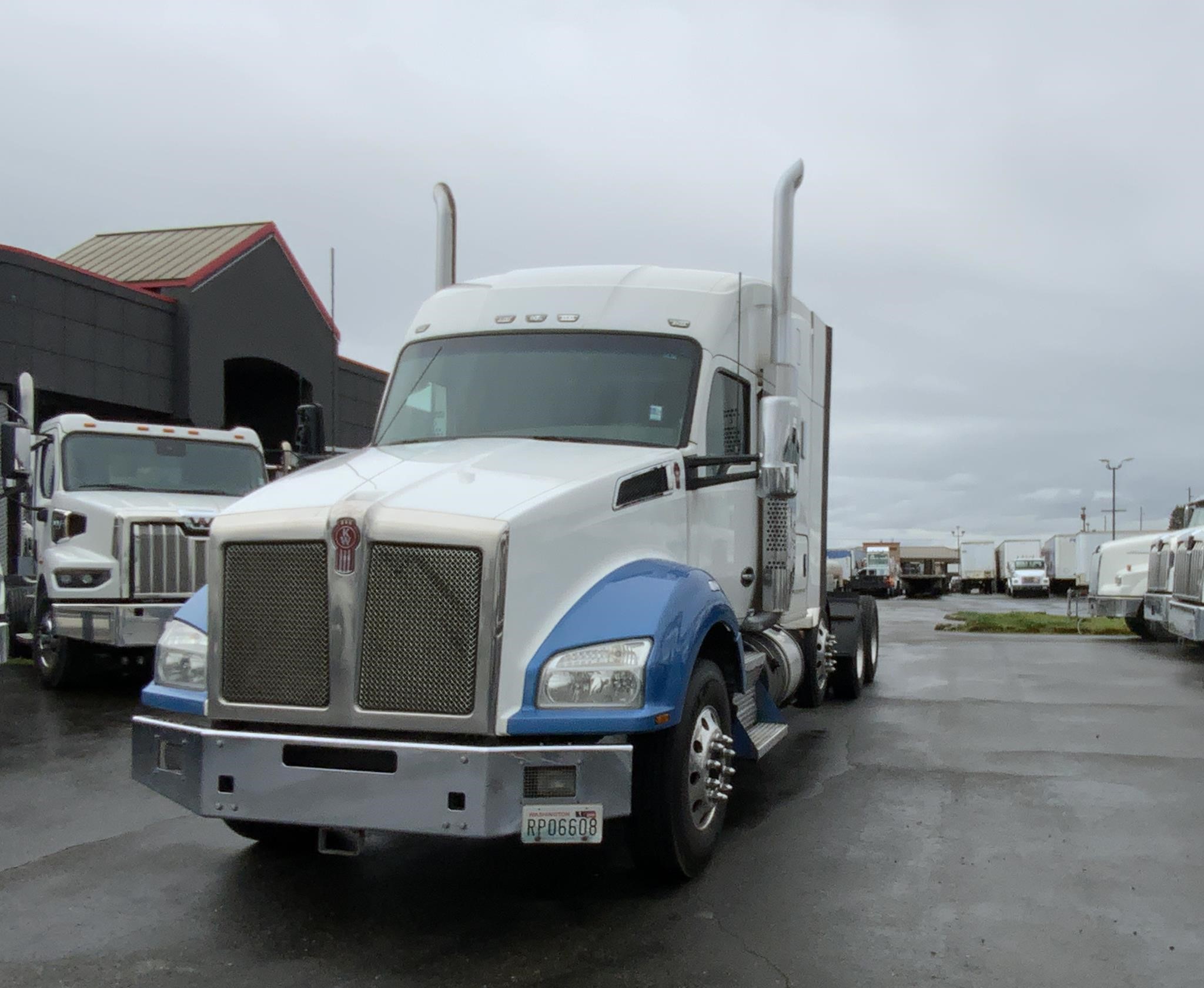 2019 KENWORTH T880 - image 1 of 6