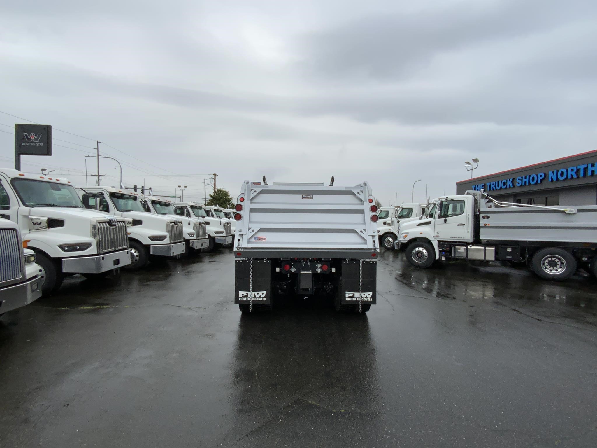 2026 WESTERN STAR 49X - image 5 of 6