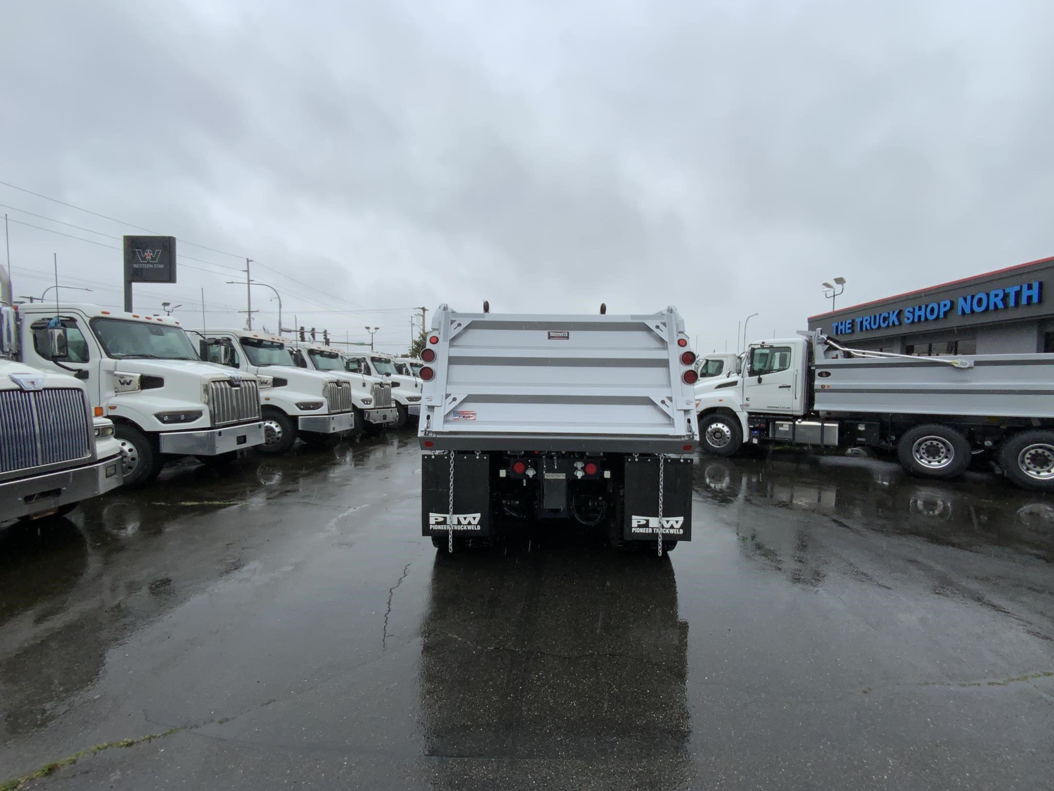 2026 WESTERN STAR 49X - image 5 of 6