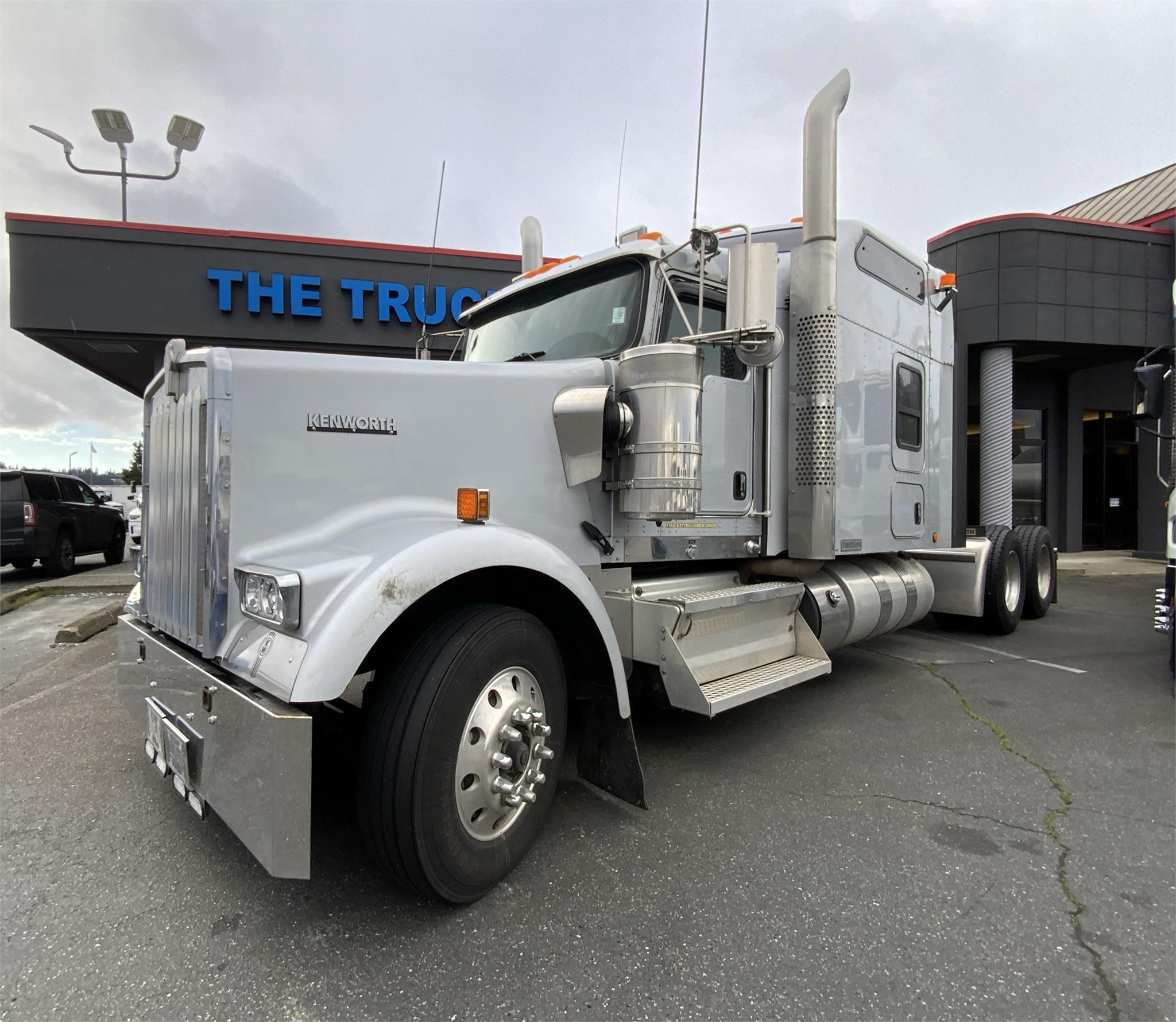2017 KENWORTH W900 - image 1 of 6