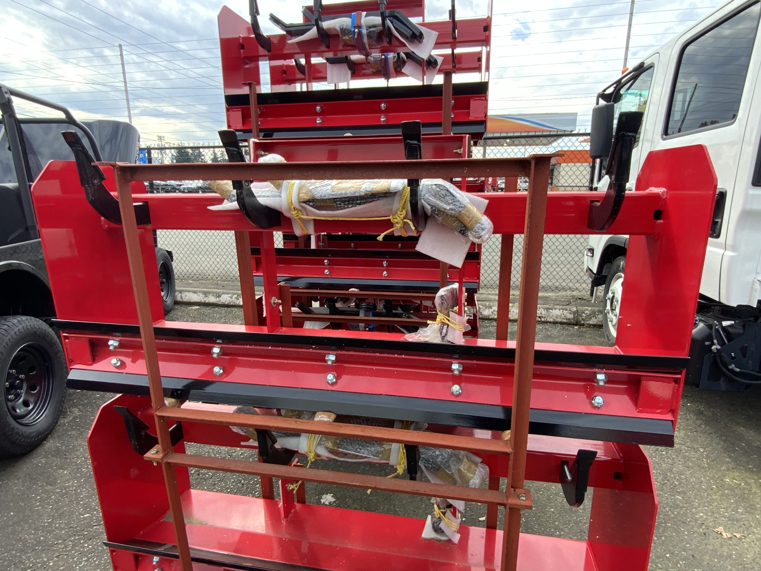 Mahindra SD5 Box Scraper with Ripper Shanks | 5 Ft, Cat I 3-Point Hitch Tractor Implement - image 1 of 2