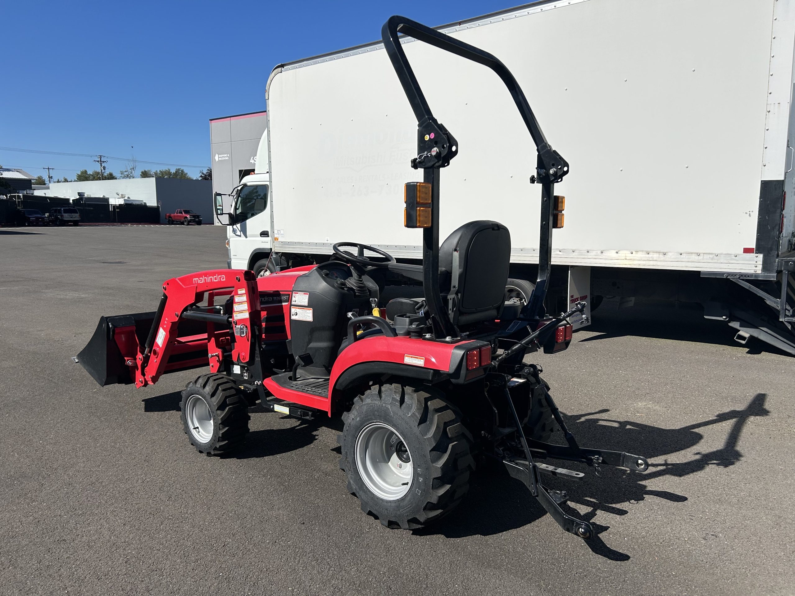 Mahindra 1126 HST Tractor Specs, Features & Performance | Compact Utility Diesel Tractor - image 3 of 5