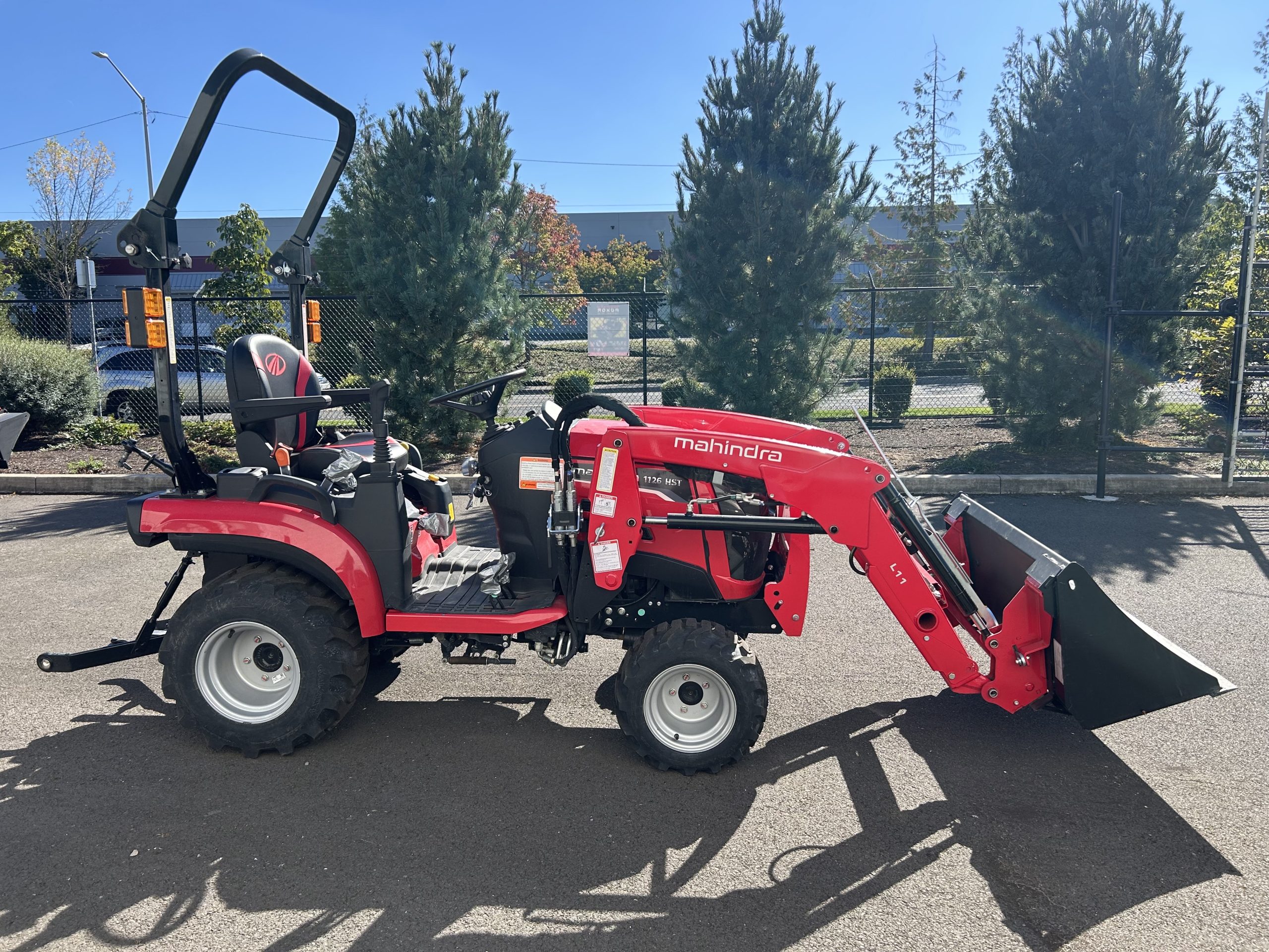 Mahindra 1626 Compact Tractor – 24.8 HP Diesel Utility Tractor with Loader, 3-Point Hitch & Hydrostatic Transmission - image 1 of 5