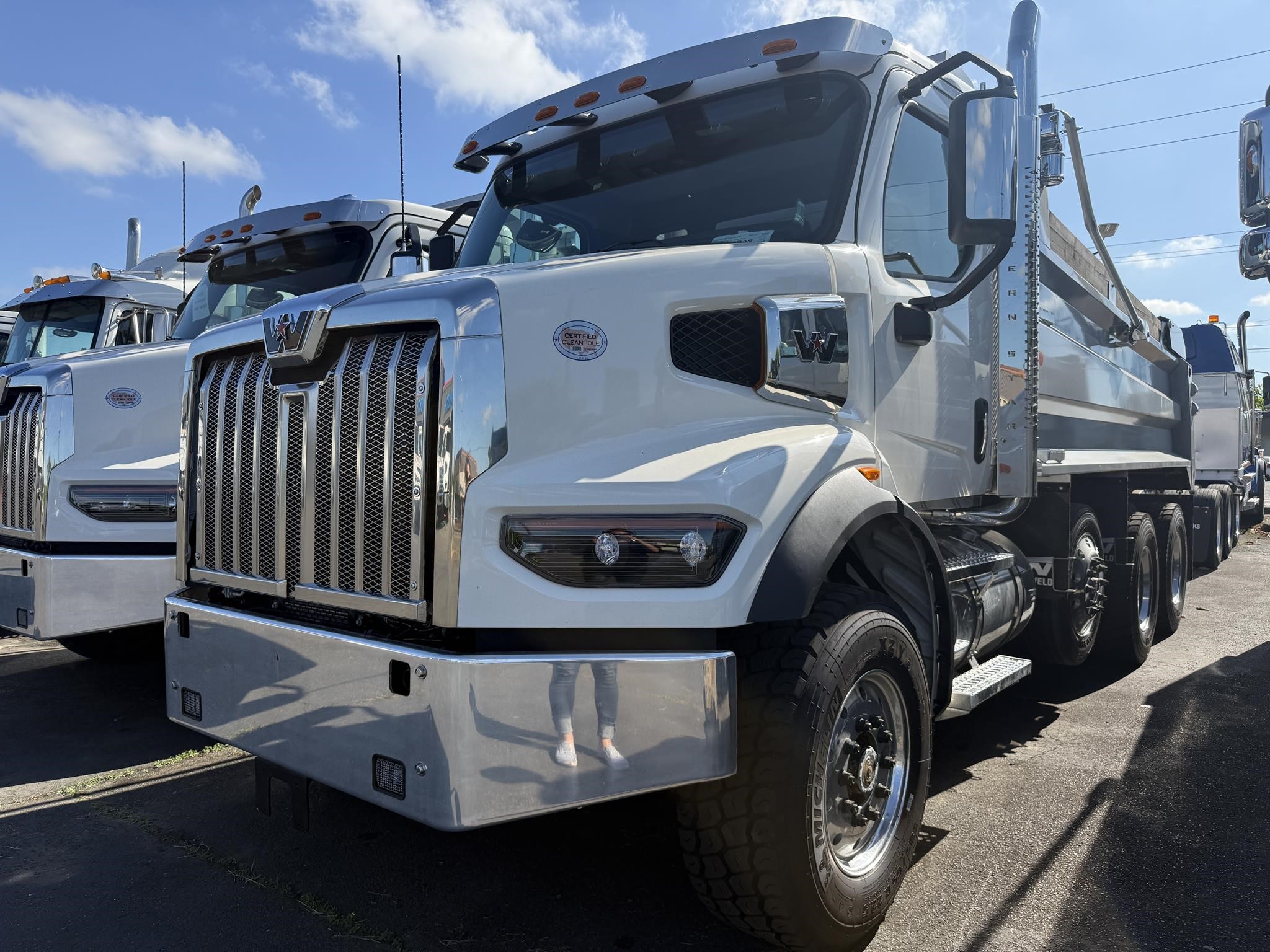 2026 WESTERN STAR 47X 2026 WESTERN STAR 47X - image 1 of 6